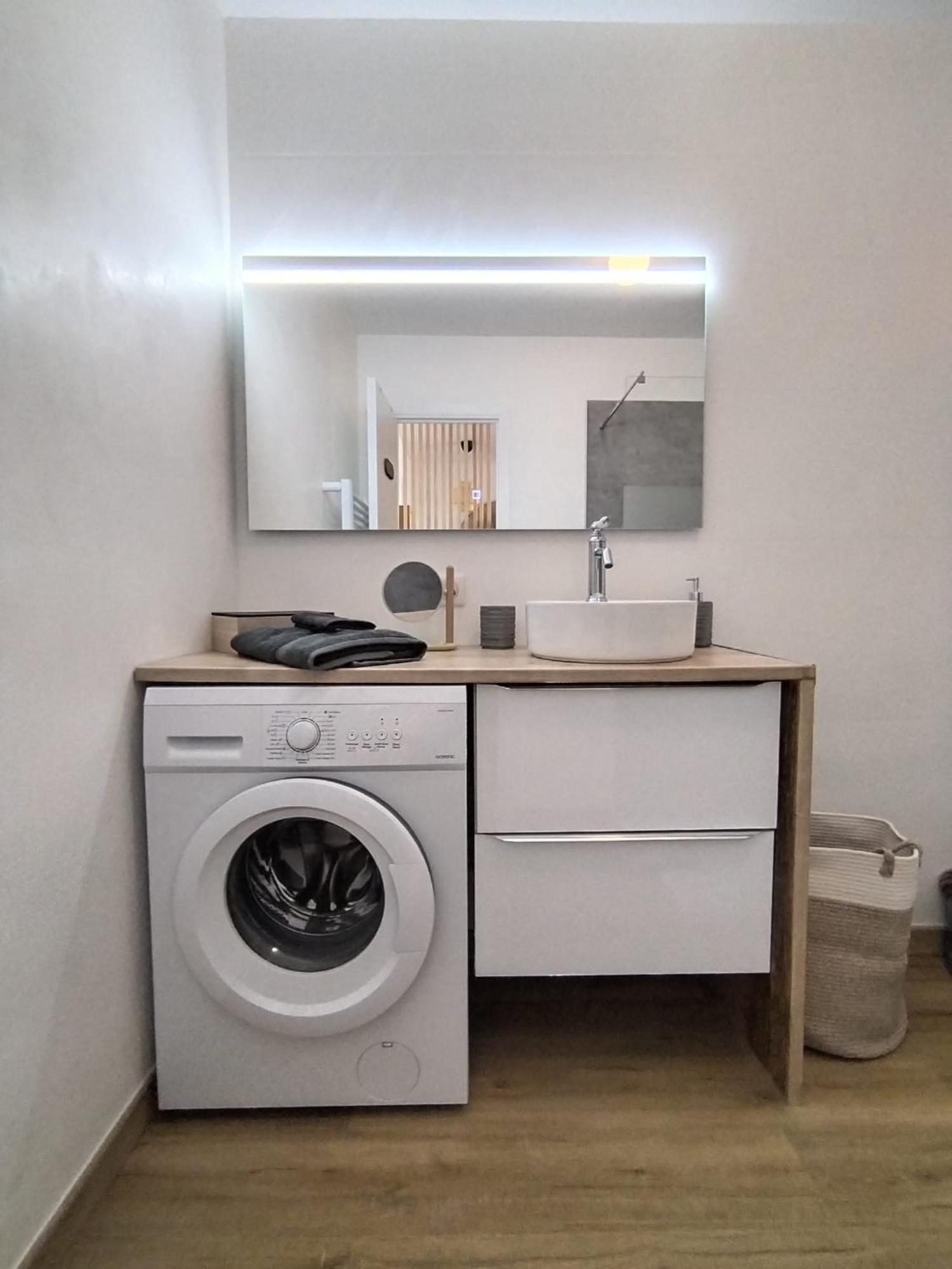 Studio Avec Coin Nuit Roquebrune-Cap-Martin Εξωτερικό φωτογραφία